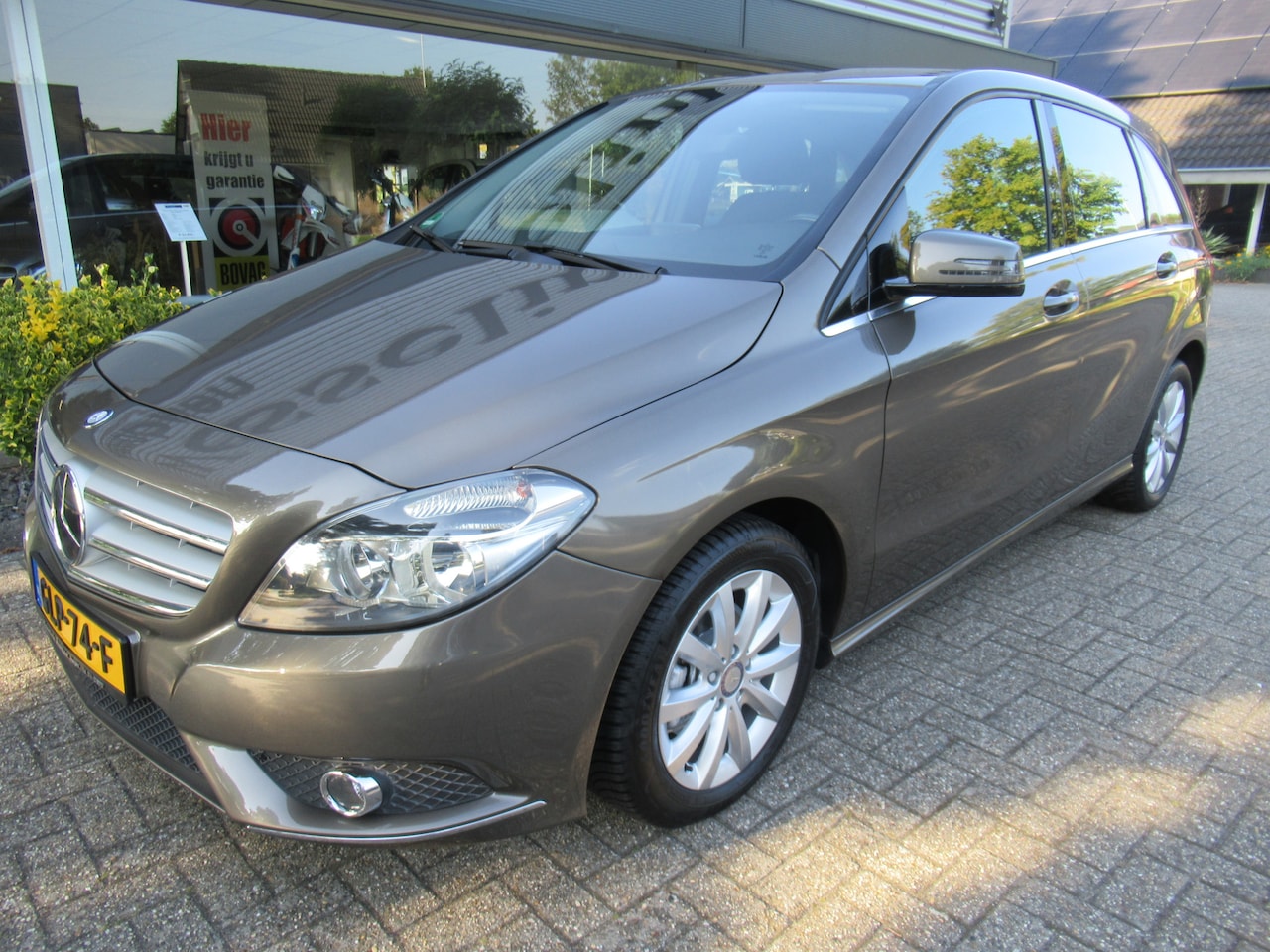 Mercedes-Benz B-klasse - 180 Automaat - AutoWereld.nl