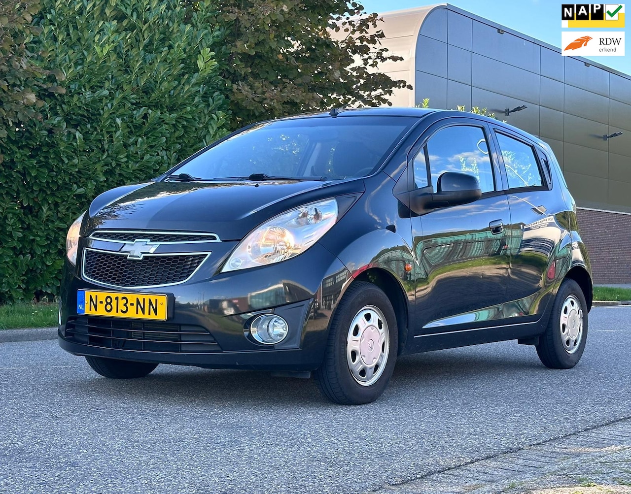 Chevrolet Spark - 1.0 16V L 5DR*Airco*07-10-2025 APK*Dealer onderhouden*Elektrische ramen* - AutoWereld.nl
