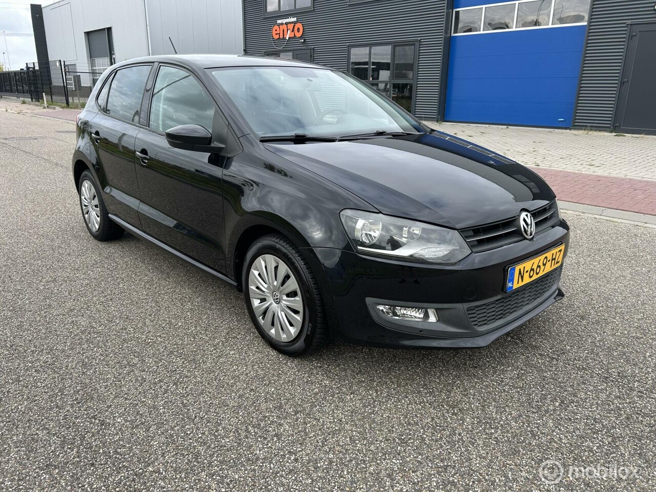 Volkswagen Polo - 1.2-12V Comfortline 1.2-12V Comfortline - AutoWereld.nl