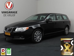 Volvo V70 - 1.6 T4 Limited Edition {DEALERONDERHOUDEN} Cruise Control | Trekhaak | Airco