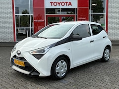 Toyota Aygo X - X-FUN AIRCO EL-RAMEN BLUETOOTH RADIO ALL-SEASONS NL-AUTO DEALER-ONDERHOUDEN