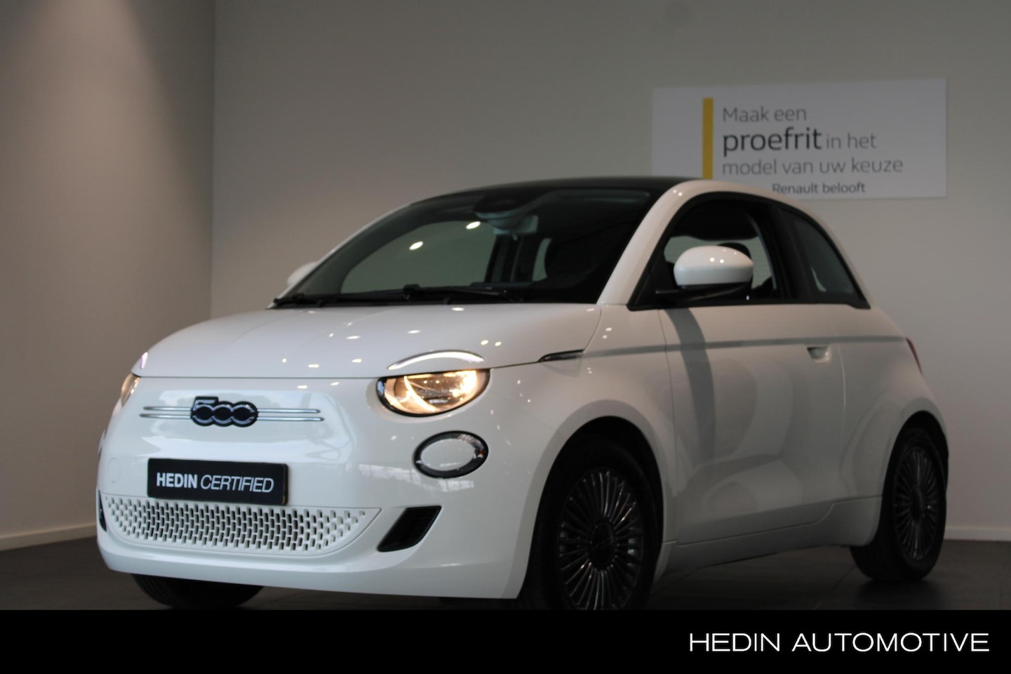 Fiat 500 - Icon 42 kWh | Navigatie | Panoramadak | Parkeersensoren achter | - AutoWereld.nl