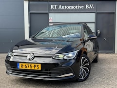 Volkswagen Golf - 1.5 TSI Pano / IQ / Massage 5Drs