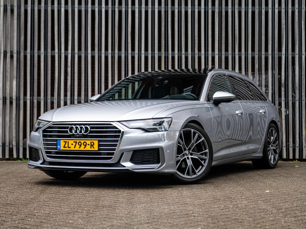 Audi A6 Avant - 40 TDi 204pk AUT. 3x S-Line |NL-AUTO| Panorama|LED|360-Cam|20''|Virtual|Trekhaak| - AutoWereld.nl