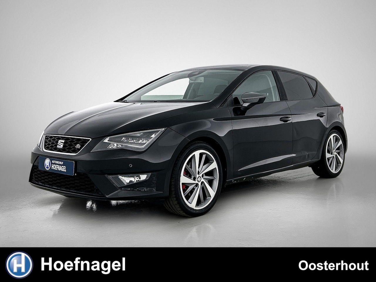 SEAT Leon - 1.8 TSI FR Business Automaat | Panoramadak | Stoelverwarming | Apple CarPlay | Parkeersens - AutoWereld.nl