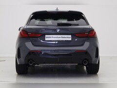BMW 1-serie - 120i M Sportpakket Pro | Inncovation Pack | ColorVision | Comfort Pack | Travel Pack | 19