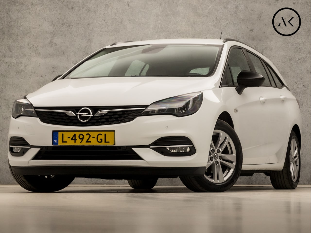 Opel Astra Sports Tourer - 1.4 Turbo Sport 146Pk Automaat (APPLE CARPLAY, NAVIGATIE, CAMERA, CRUISE, PARKEERSENSOREN, - AutoWereld.nl