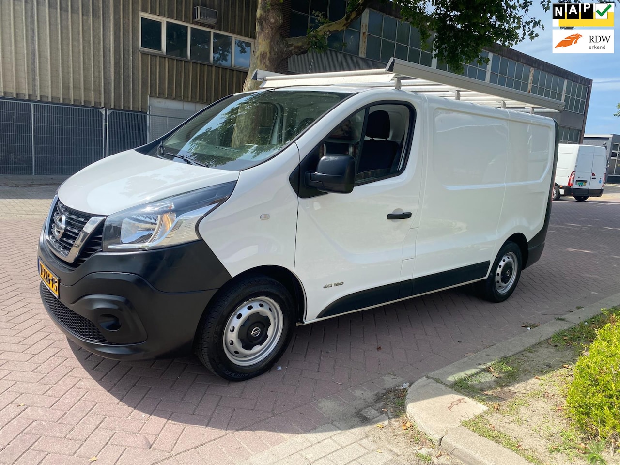 Nissan nv300 - 1.6 dCi * 2018 * Euro6 * 166.246 KM NAP * 3Zits * Airco * Navigatie * Cruise Control * Car - AutoWereld.nl
