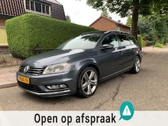 Volkswagen Passat Variant - GERESERVEERD 2.0 TSI R-line DSG 211PK panorama dak trekhaak NL Auto
