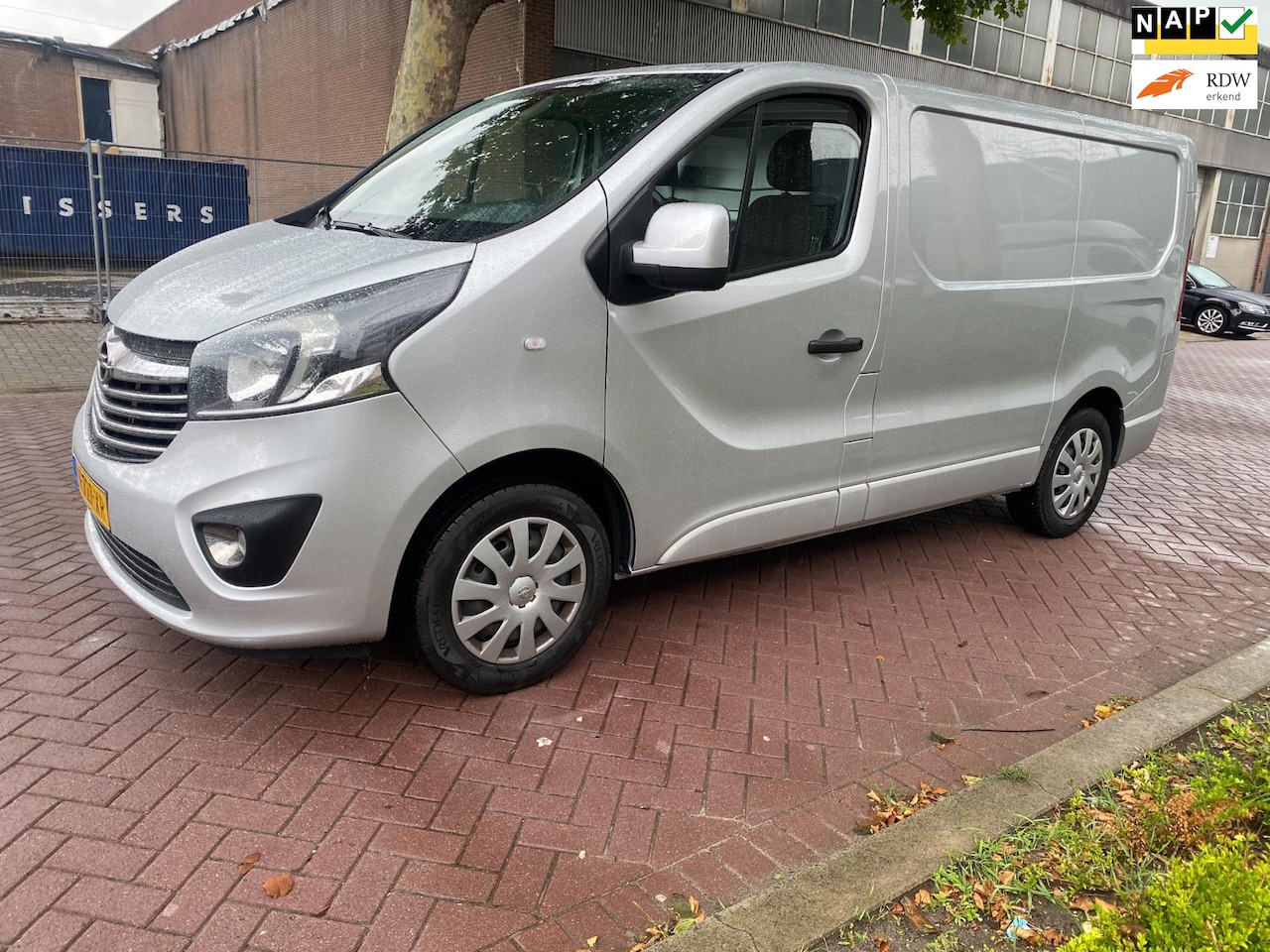 Opel Vivaro - 1.6 CDTI Edition EcoFlex * 2019 * Euro6 * Airco * Navigatie * Camera * Cruise Control * 1e - AutoWereld.nl
