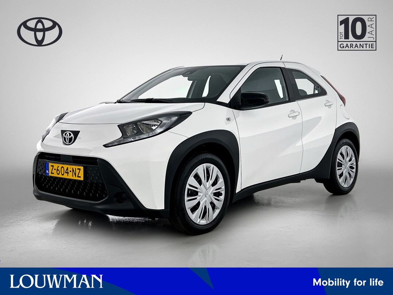 Toyota Aygo X - 1.0 VVT-i MT play 1.0 VVT-i MT Play - AutoWereld.nl
