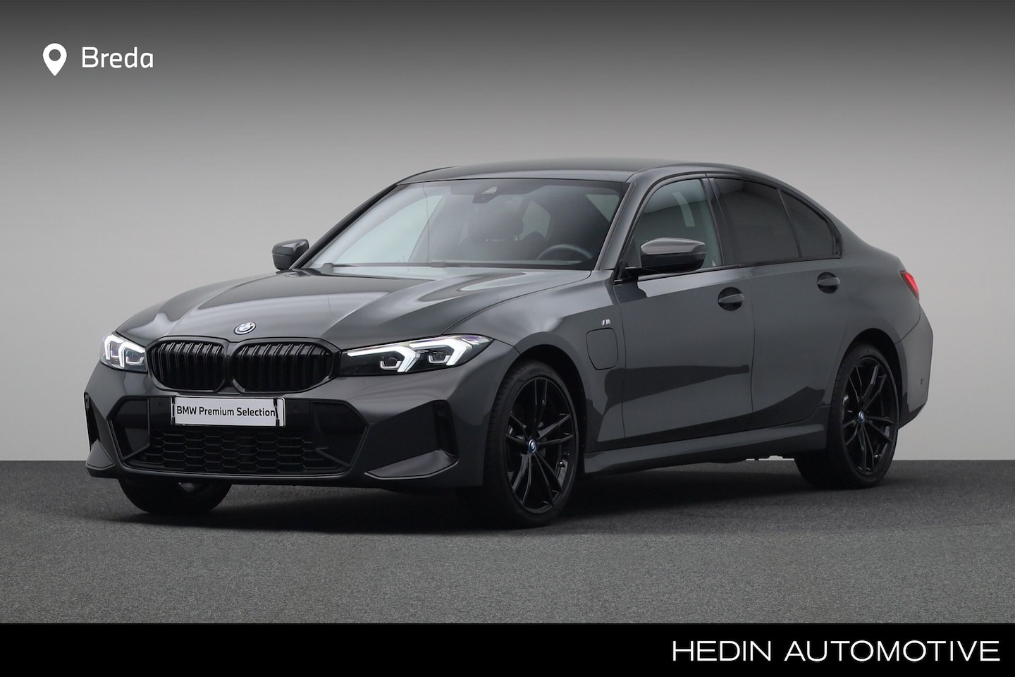 BMW 3-serie - 330e | Achteruitrijcamera | Ambiance verlichting | Harman Kardon | PDC | - AutoWereld.nl