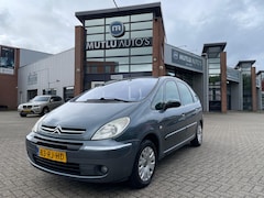 Citroën Xsara Picasso - 2.0i-16V Image Automaat