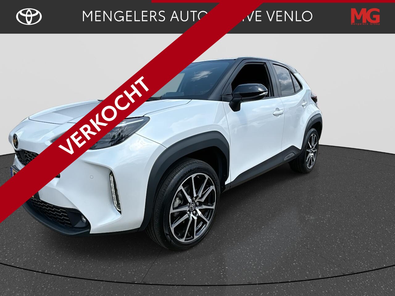 Toyota Yaris Cross - 1.5 Hybrid GR Sport Cruise Control Adaptief / Climate Controle / BSD / Head-Up Display - AutoWereld.nl