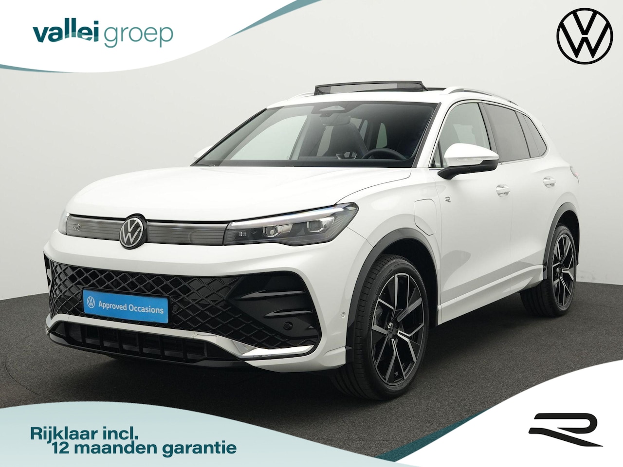 Volkswagen Tiguan - 1.5 eHybrid 272 pk DSG R-Line Edition | Panoramadak | Trekhaak | Adaptief onderstel | Acht - AutoWereld.nl