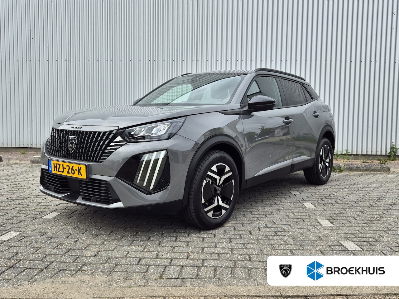 Peugeot 2008 - 1.2 130PK Allure | Voorstoelen verwarmd | Parkeersensoren voor & achter | 17 inch LMV | Zw - AutoWereld.nl