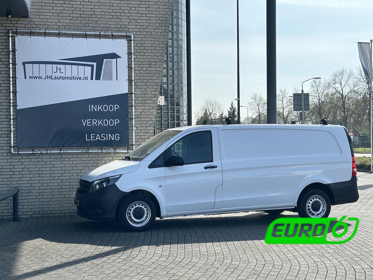 Mercedes-Benz Vito - 111 CDI Functional Extra Lang*L3*A/C*HAAK* - AutoWereld.nl