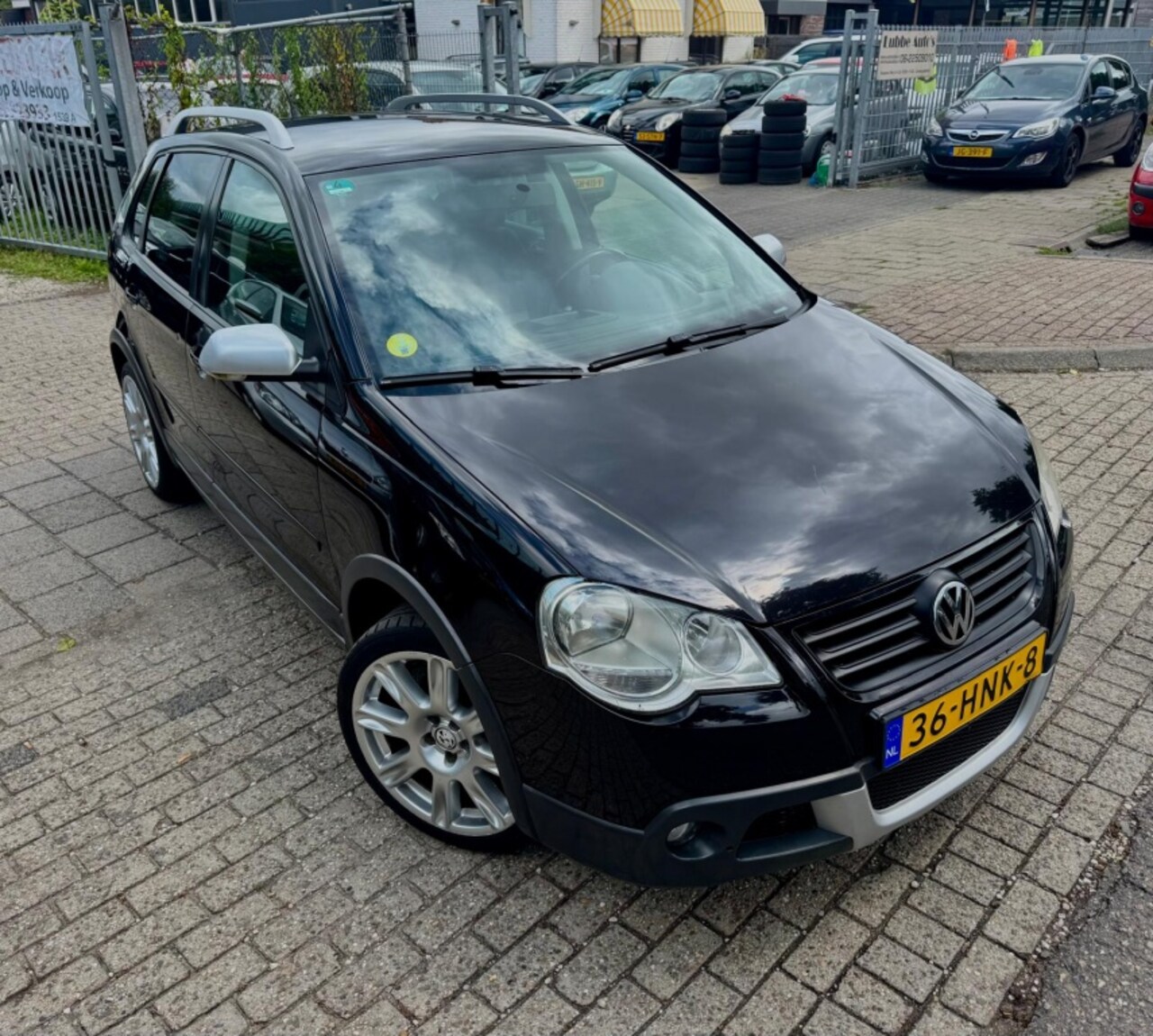 Volkswagen Polo - 1.6-16V Cross 1.6-16V Cross - AutoWereld.nl