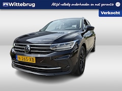 Volkswagen Tiguan - 1.5 TSI Life Business / Navi / Carplay