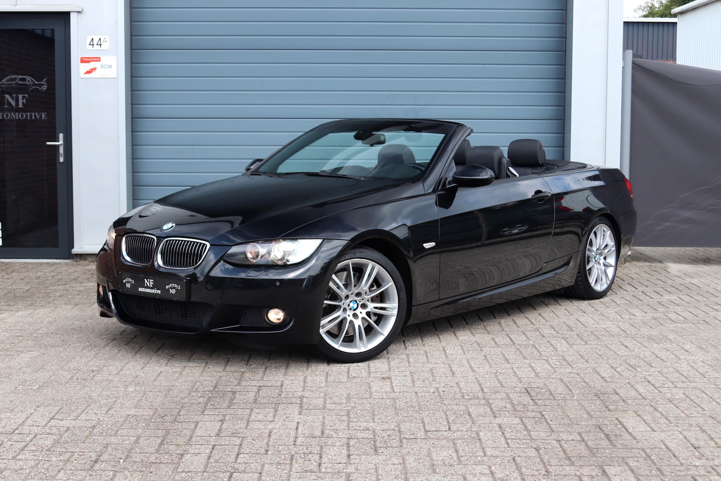 BMW 3-serie Cabrio - 335i High Executive 335i Convertible E93 - M-Package - NL auto! - AutoWereld.nl