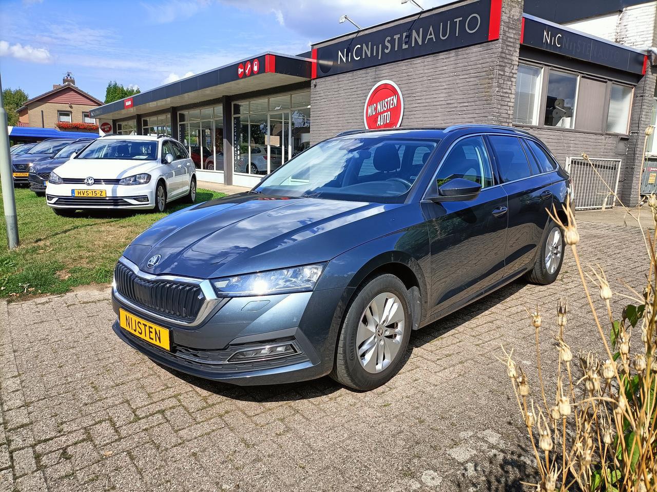 Skoda Octavia Combi - 1.0 e-TSI Hybr BusEd. Navi, Dig.Displ,Camera - AutoWereld.nl