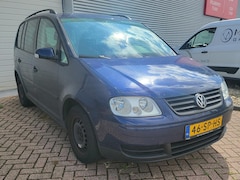 Volkswagen Touran - 1.6-16V FSI Business APK 4-2026 Inruilkoopje