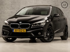 BMW 2-serie Active Tourer - 218i Black Sportline Automaat (PANORAMADAK, NAVIGATIE, TREKHAAK, SPORTSTOELEN, STOELVERWAR