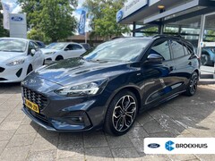 Ford Focus Wagon - 1.0 EcoBoost ST Line Business | AGR-Stoel | Winter Pakket | Camera | Trekhaak Afneembaar |