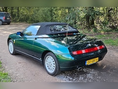 Alfa Romeo Spider - 2.0-16V T.Spark