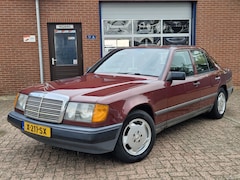 Mercedes-Benz 200-serie - 230E Automaat