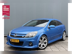 Opel Astra GTC - BWJ 2009 | 2.0 T 241PK OPC | CLIMA | CRUISE | SPORTSTOELEN | NAVIGATIE | PDC | PRIVACY GLA