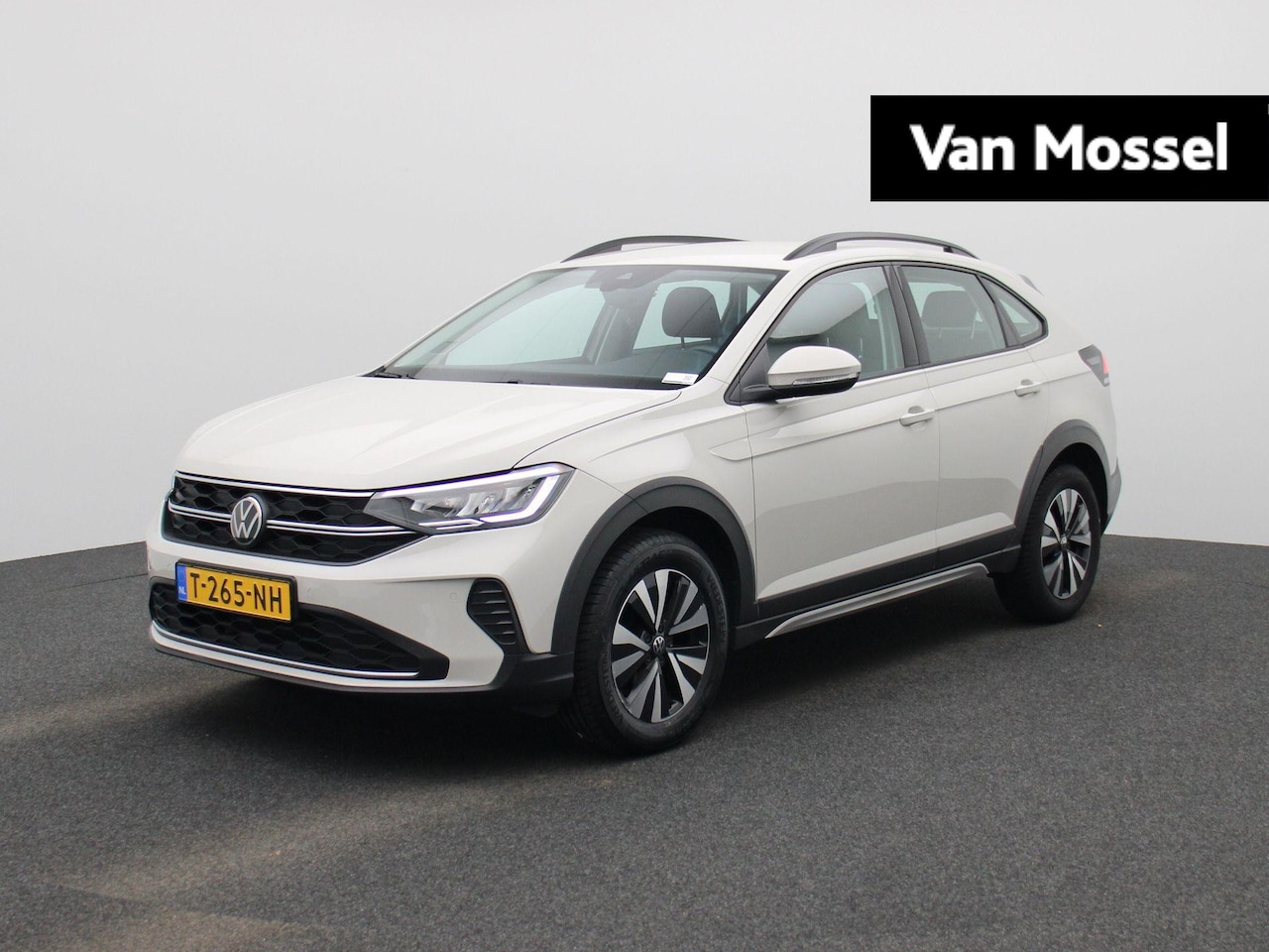 Volkswagen Taigo - 1.0 TSI Life | 16 inch velgen | Automaat | Adaptive cruise control | Parkeersensoren voor/ - AutoWereld.nl