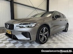 Volvo V60 - 2.0 T8 Twin Engine AWD R-Design | HUD | PANO