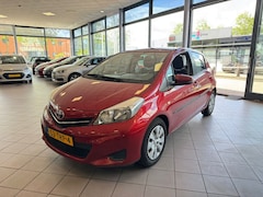 Toyota Yaris - 1.3 VVT-i Aspiration 129 DKM NAP CLIMATE APK 6-26 BJ 2012