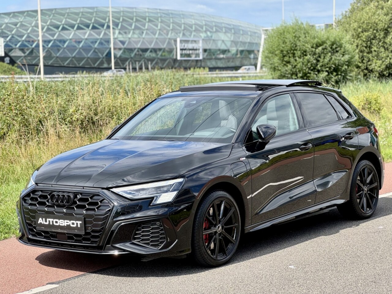 Audi A3 Sportback - 45 TFSI e S-Line Pano Memory HUD Massage B&O - AutoWereld.nl