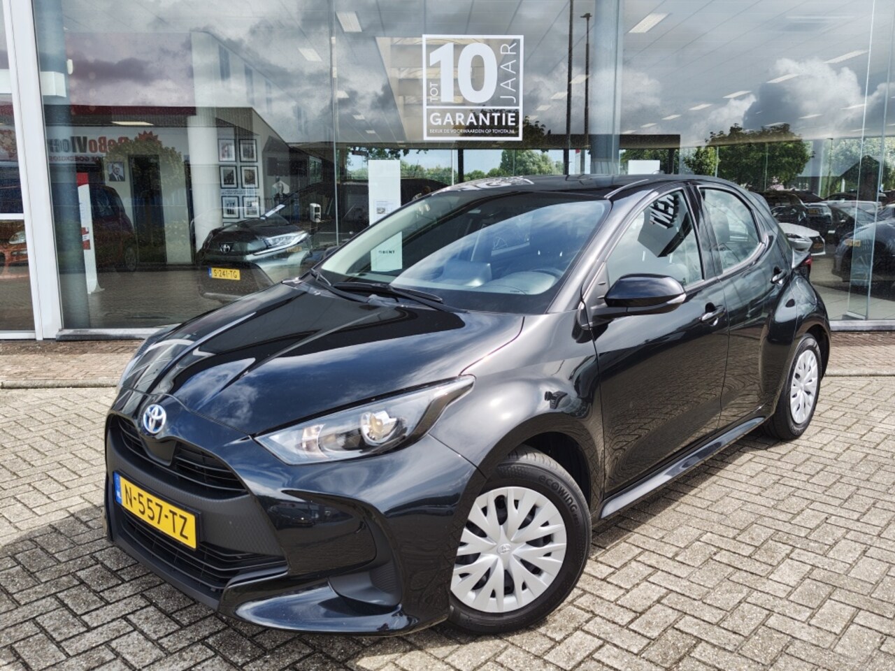 Toyota Yaris - 1.5 Hybrid Active | Adaptive Cruise Control | Achteruitrijcamer - AutoWereld.nl