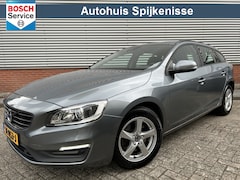 Volvo V60 - 1.5 T3 Polar+ | Automaat | Trekhaak | Stuurverwarming | Voor + Achter Stoelverwarming |