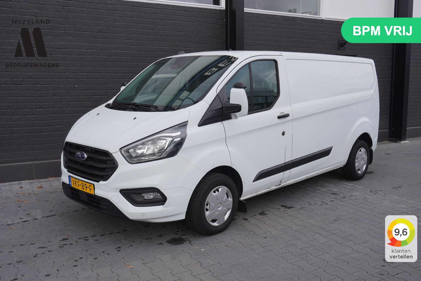 Ford Transit Custom - 2.0 TDCI 130PK L2 - EURO 6 - Airco - Navi - Cruise - € 13.900,- Excl. - AutoWereld.nl