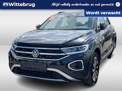 Volkswagen T-Roc - 1.5 TSI Style / Virtual cockpit pro / Panorama dak / Led Plus verlichting / Carplay