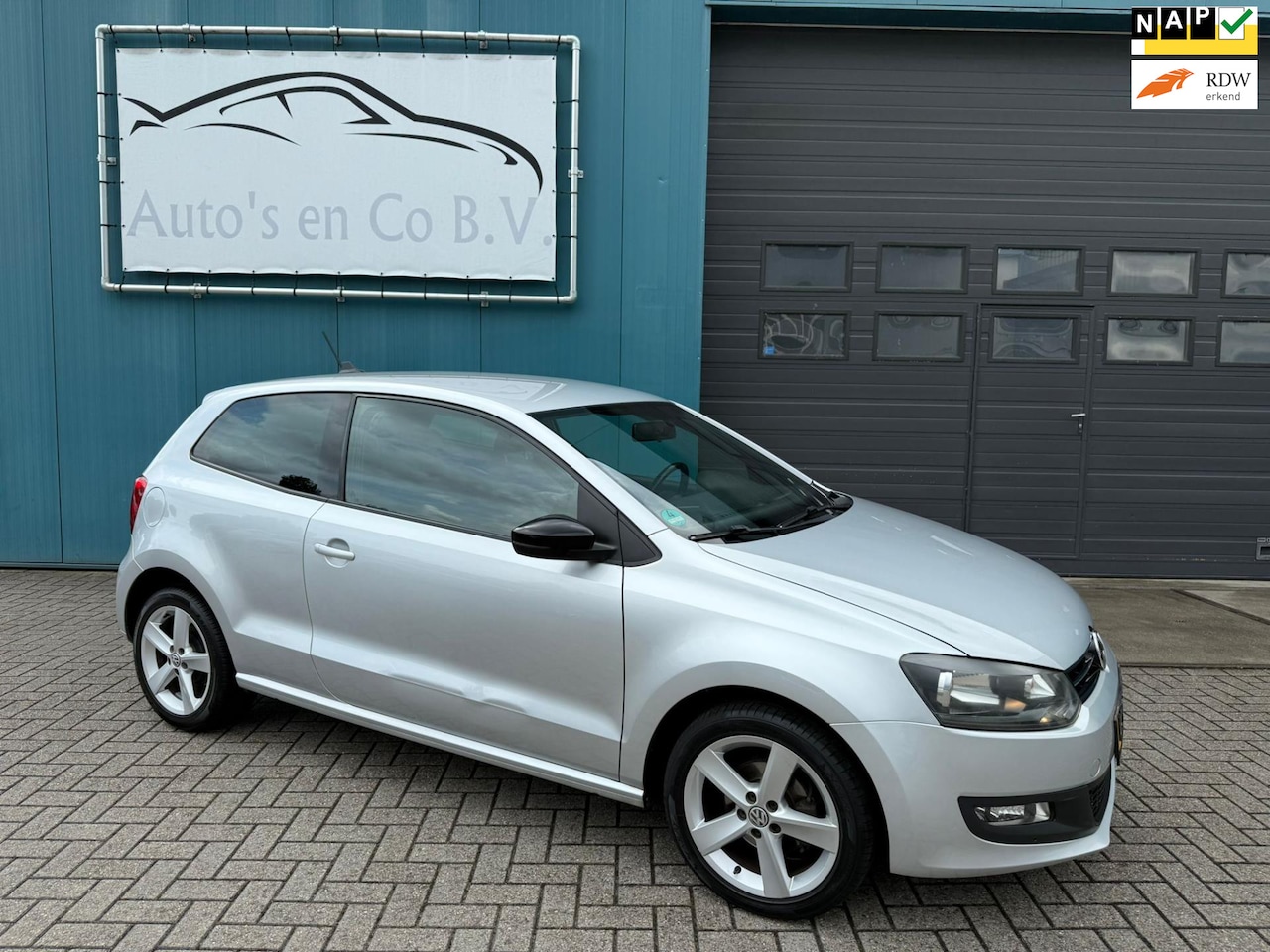 Volkswagen Polo - 1.2-12V Comfortline Airco Navigatie Cruise 16"Lm velgen NAP - AutoWereld.nl