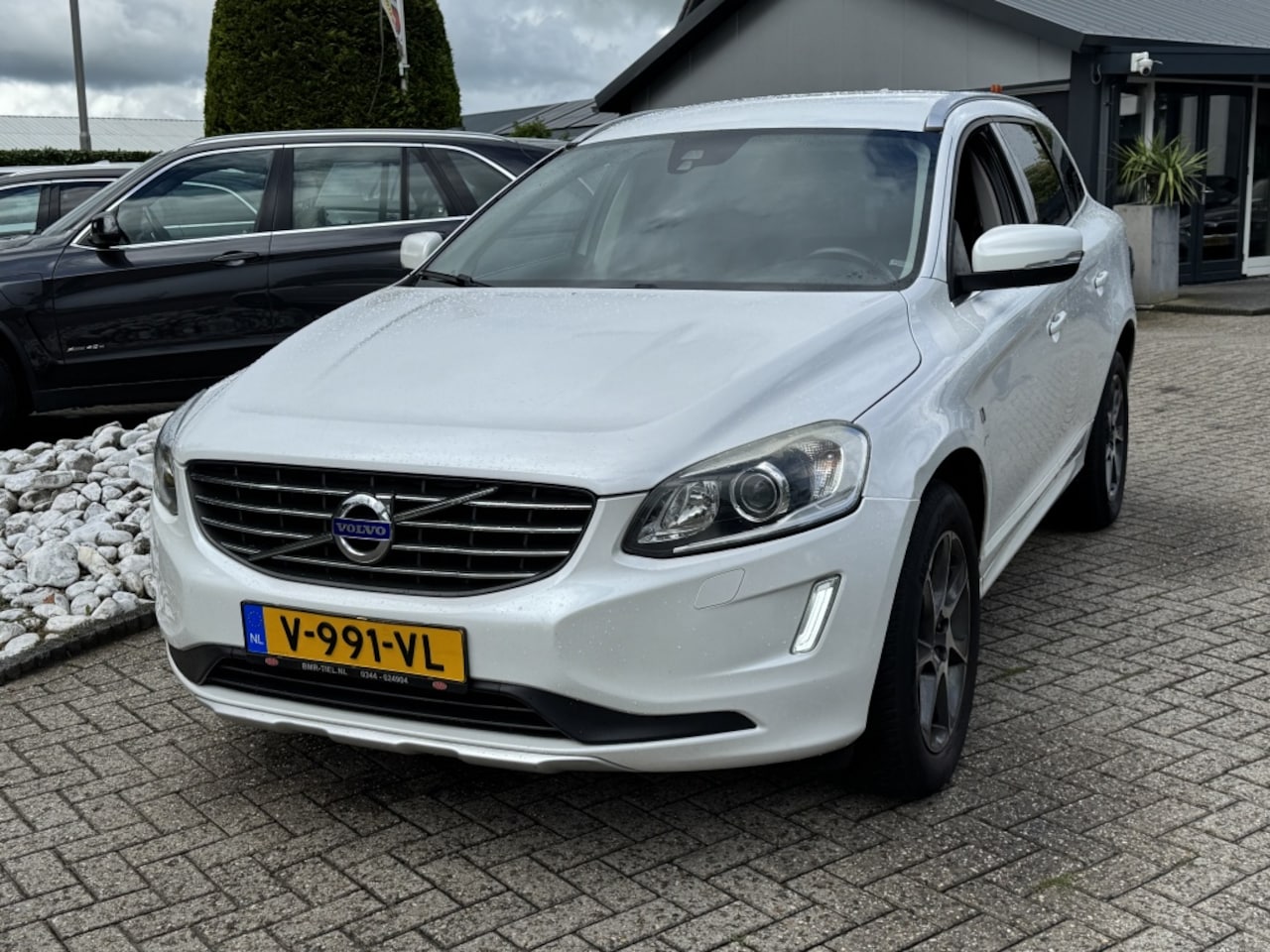 Volvo XC60 - D5 Automaat Ocean Race Grijs Kenteken Bedrijfsauto 2015 - AutoWereld.nl