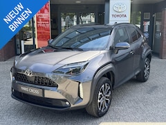 Toyota Yaris Cross - 1.5 Hybrid DYNAMIC NIEUW DIRECT LEVERBAAR STOEL/STUURVERW BLIND SPOT PARK-SENSOREN KEYLESS