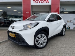 Toyota Aygo X - 1.0 VVT-i S-CVT Play | Apple CarPlay Android Auto | DAB | Elektr