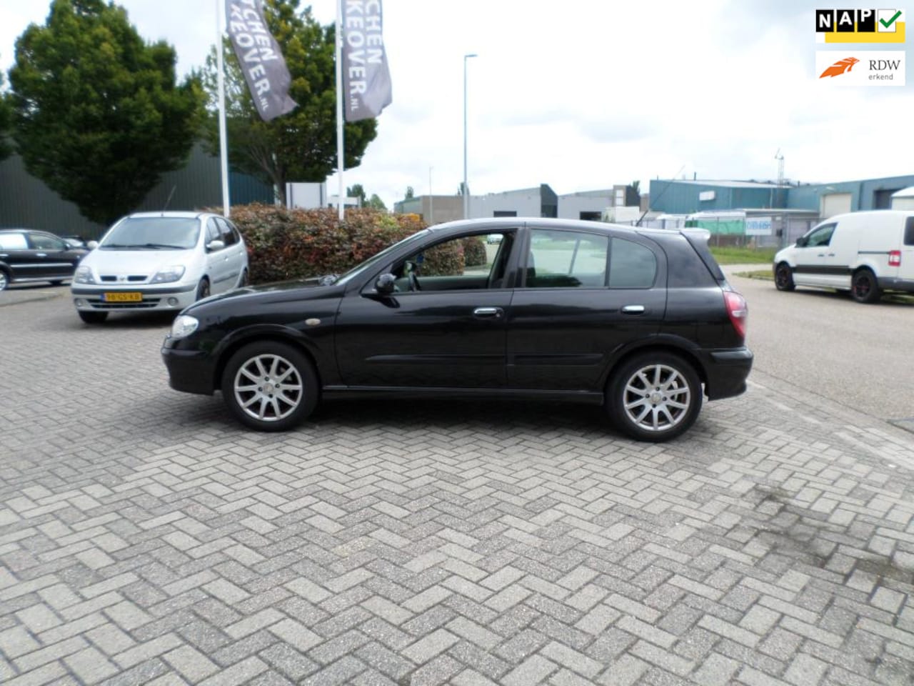 Nissan Almera - 1.8 Luxury 1.8 Luxury - AutoWereld.nl