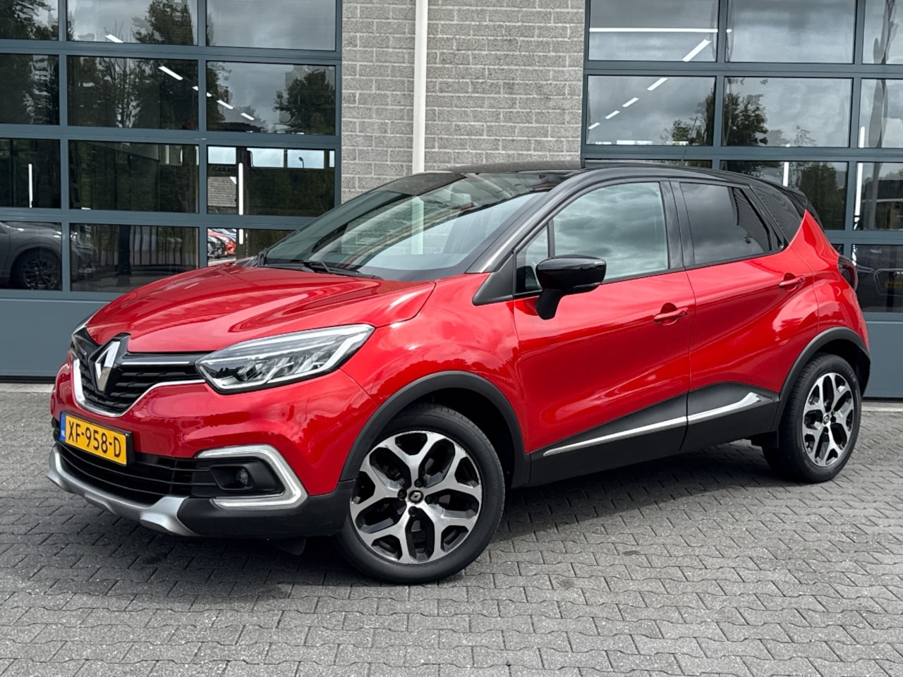 Renault Captur - 1.2 TCe Bose | CLIMA | AUTOMAAT | - AutoWereld.nl