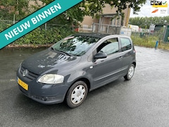Volkswagen Fox - 1.2 Trendline LEUKE AUTO RIJDT EN SCHAKELT GOED