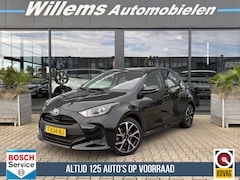 Toyota Yaris - 1.5 Hybrid Active Camera, Clima & Adaptive Cruise Control Bi-Tone Velgen + € 950,