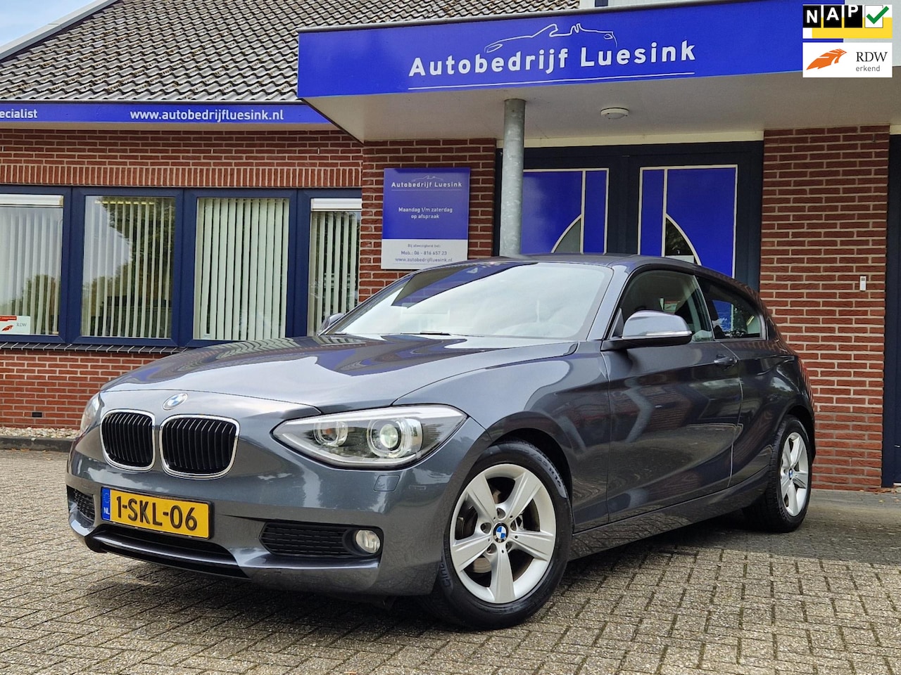 BMW 1-serie - 116i EDE Executive Origineel Nederlands Cruise Control M-Sportonderstel Parkeersensoren Na - AutoWereld.nl