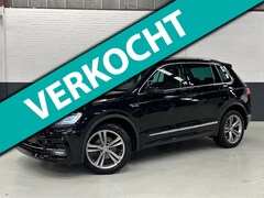 Volkswagen Tiguan - 1.4 TSI 4Motion Business R line/ Pano / Virtual / CarPlay / Trekhaak