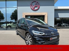 Volkswagen Touran - 1.5 TSI 150pk DSG R-line Highline | Led | Trekhaak | Dode hoek | Camera | Keyless | Rijkla